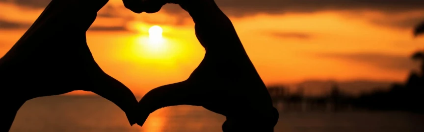 How to Plan a Romantic Escape to Al Khiran