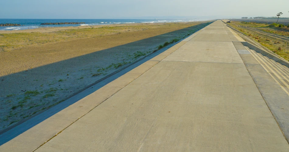 Al Khiran Gün Batımında. Muhteşem Manzaralar İçin En İyi Noktalar