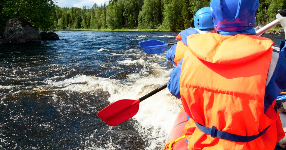 How to Plan a Romantic Escape to Al Khiran